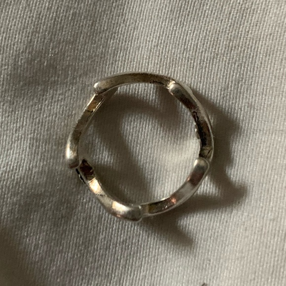 Ring - Picture 2 of 4